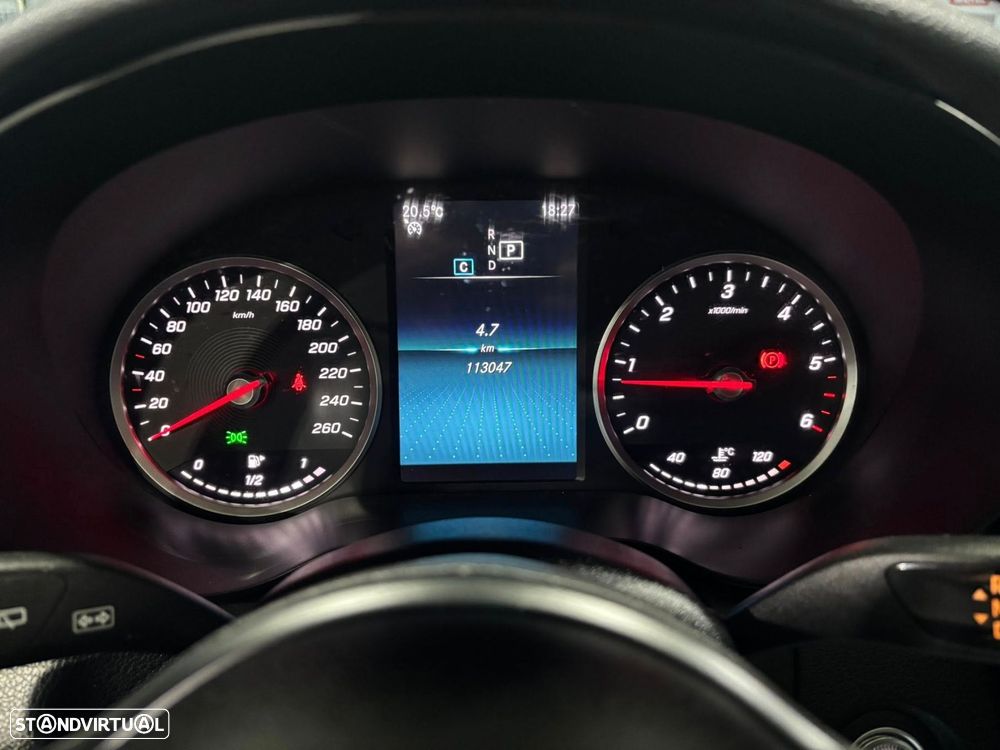 Mercedes-Benz C 200 - 23