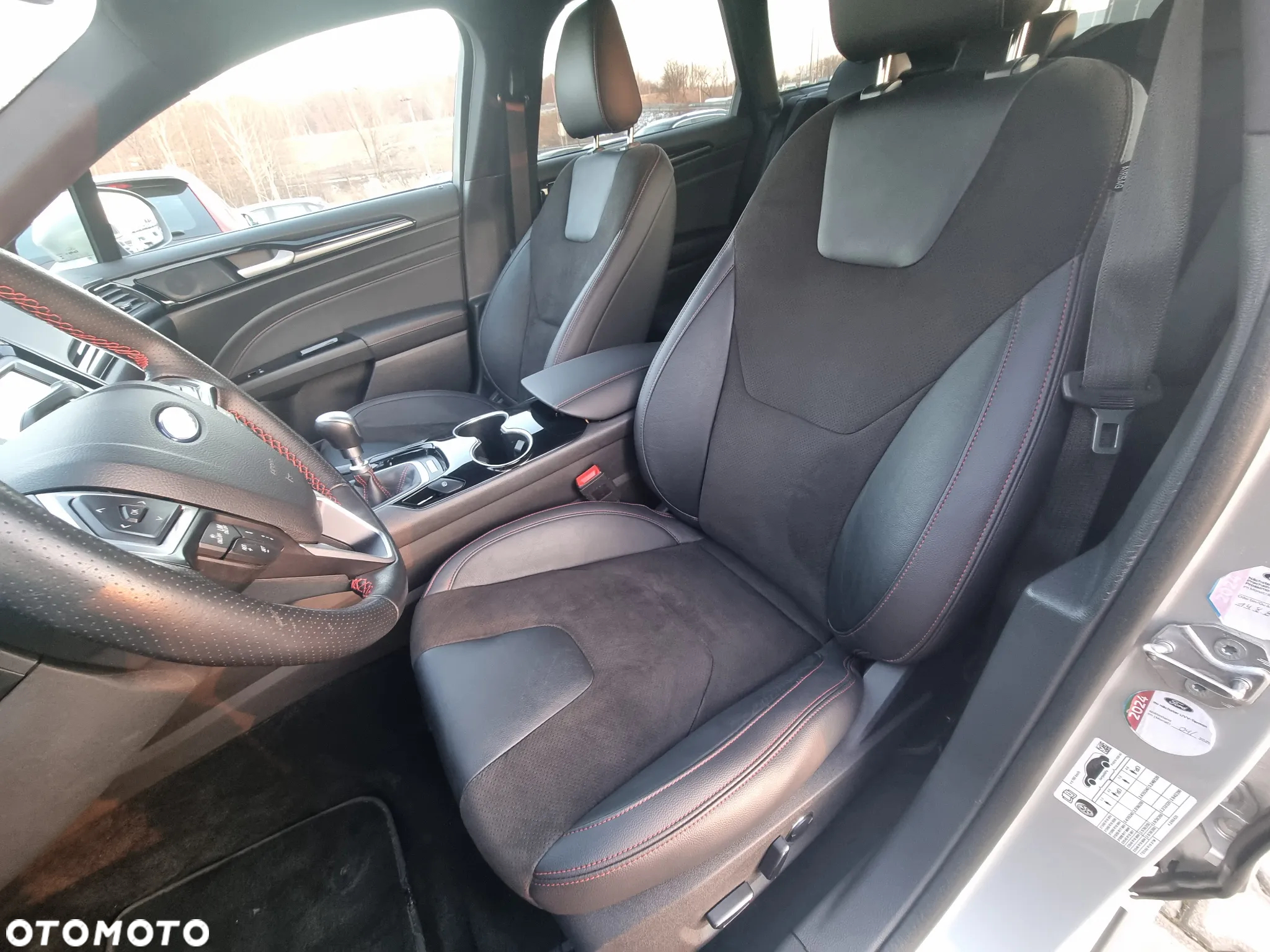 Ford Mondeo 2.0 EcoBlue Titanium - 23