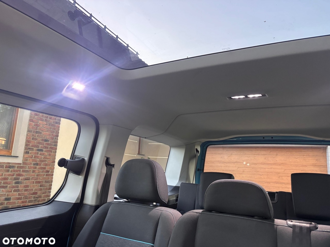Ford Tourneo Connect Grand 2.0 EcoBlue Active - 27