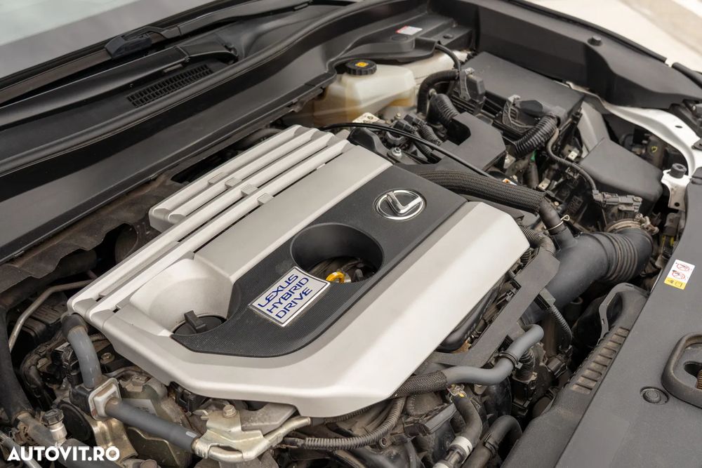 Lexus UX 250h Business Edition - 17