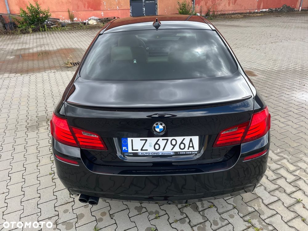 BMW Seria 5 525d - 10