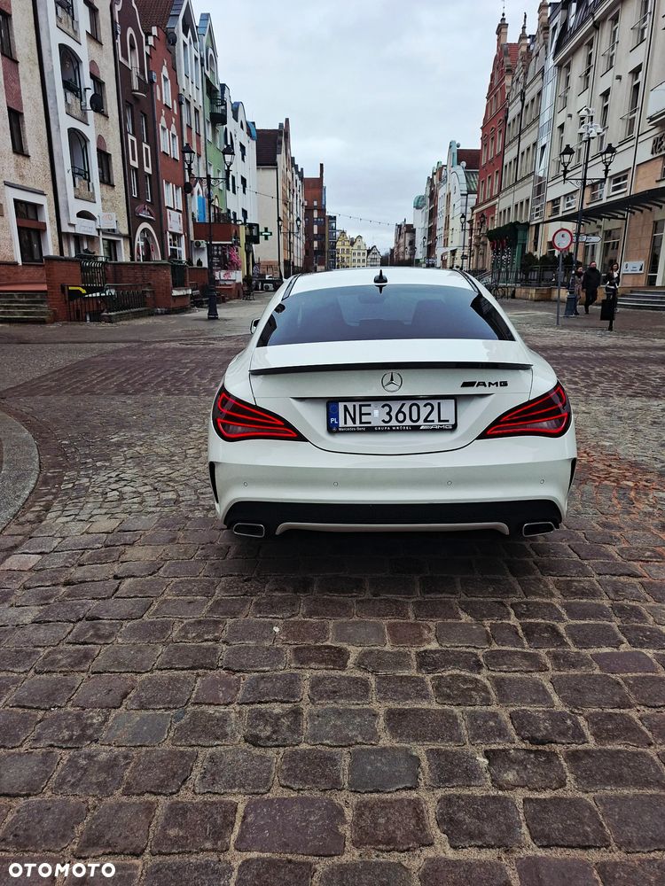 Mercedes-Benz CLA 180 7G-DCT AMG Line - 5