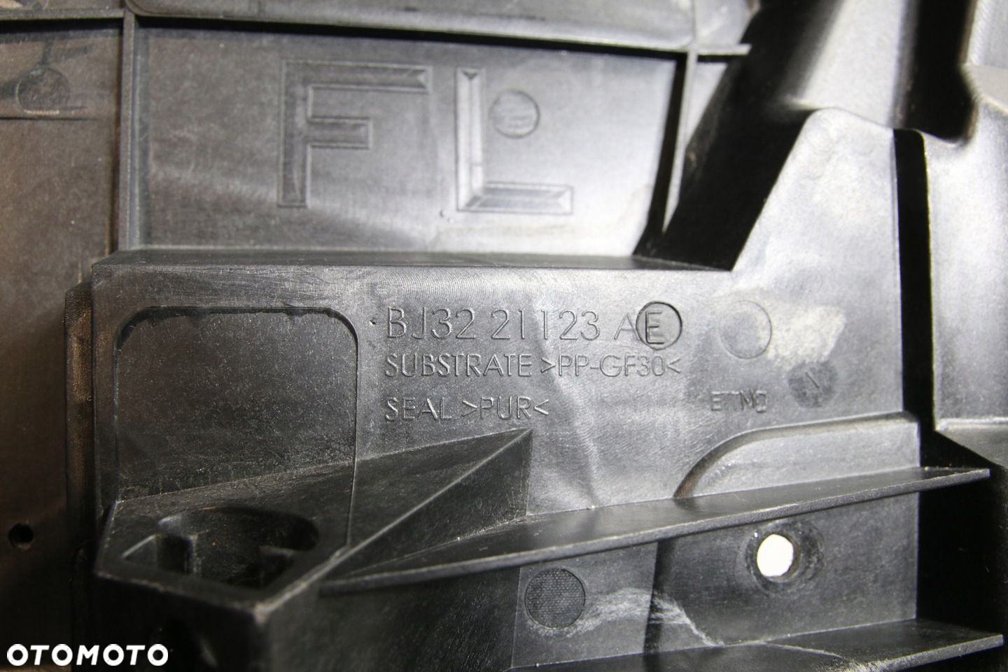 Wygłuszenie Mata Panel Drzwi przod lewy Range Rover Evoque L538 I 1 2011-19 - 2