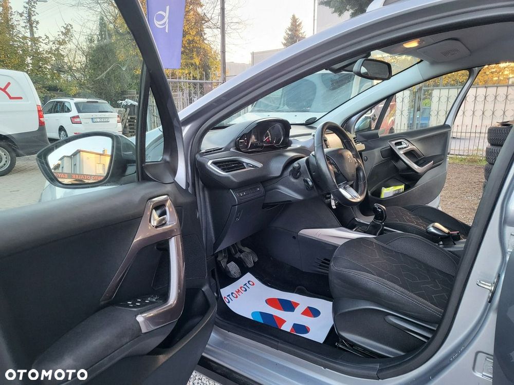 Peugeot 2008 - 13