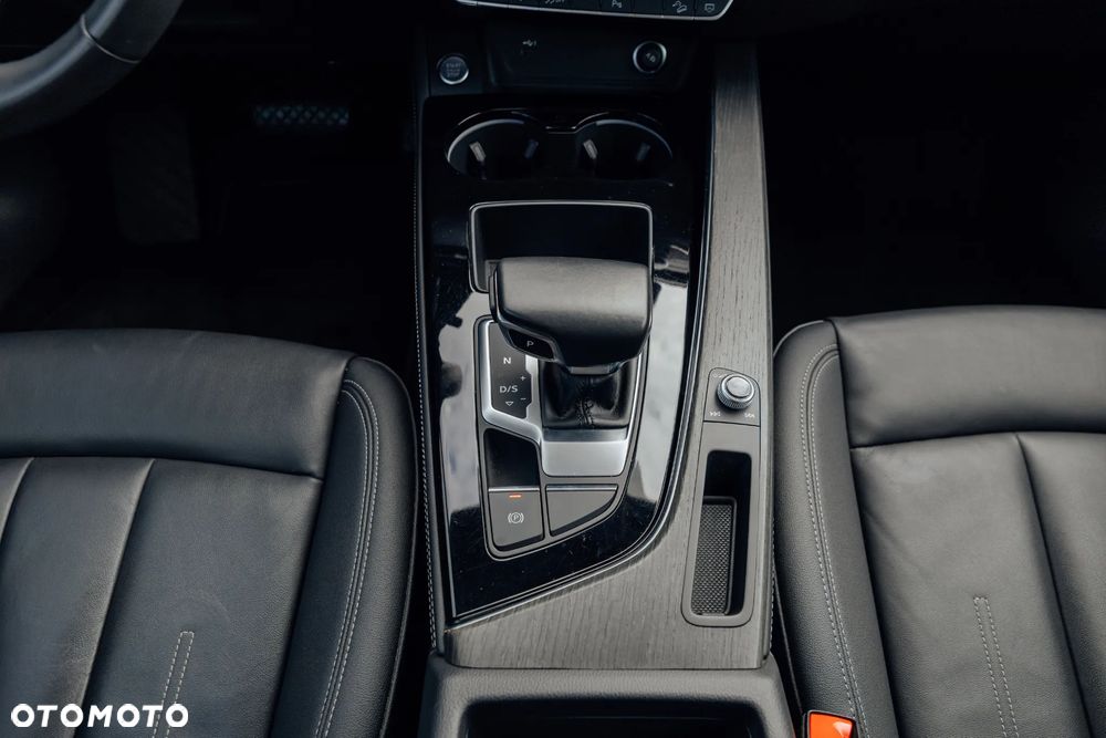 Audi A4 Allroad quattro 45 TFSI S tronic - 28