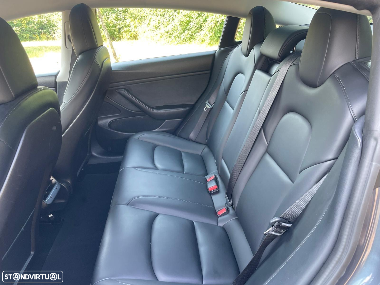 Tesla Model 3 Long-Range Dual Motor AWD - 29
