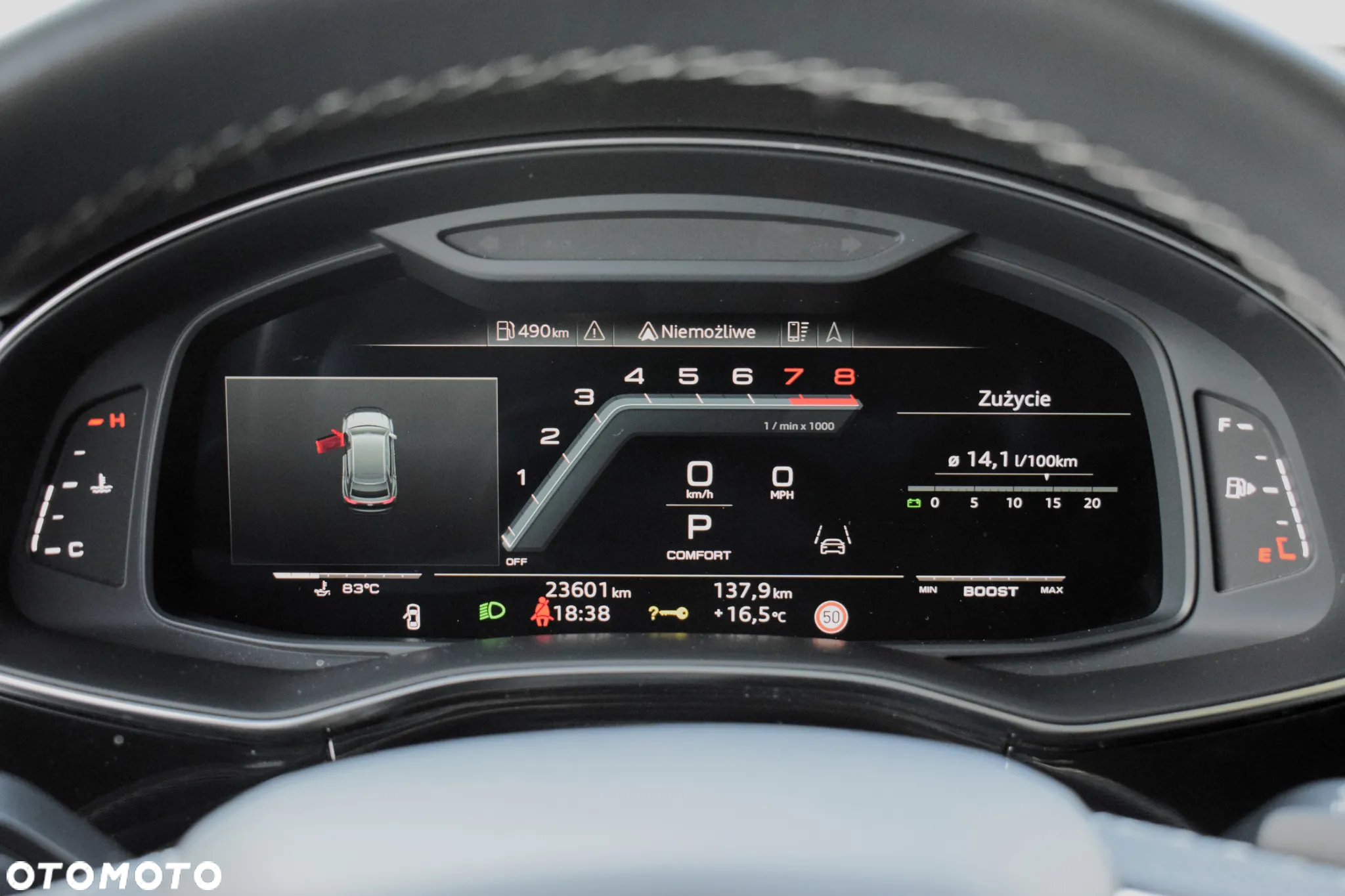 Audi SQ8 - 33