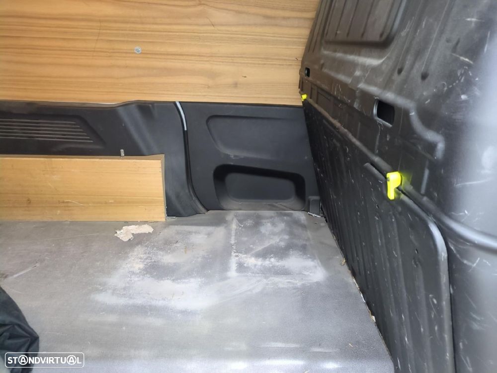 Peugeot Partner Asphalt 1.6 HDi 100CV * Câmera/Gps/AC/ IVA incluído - 11