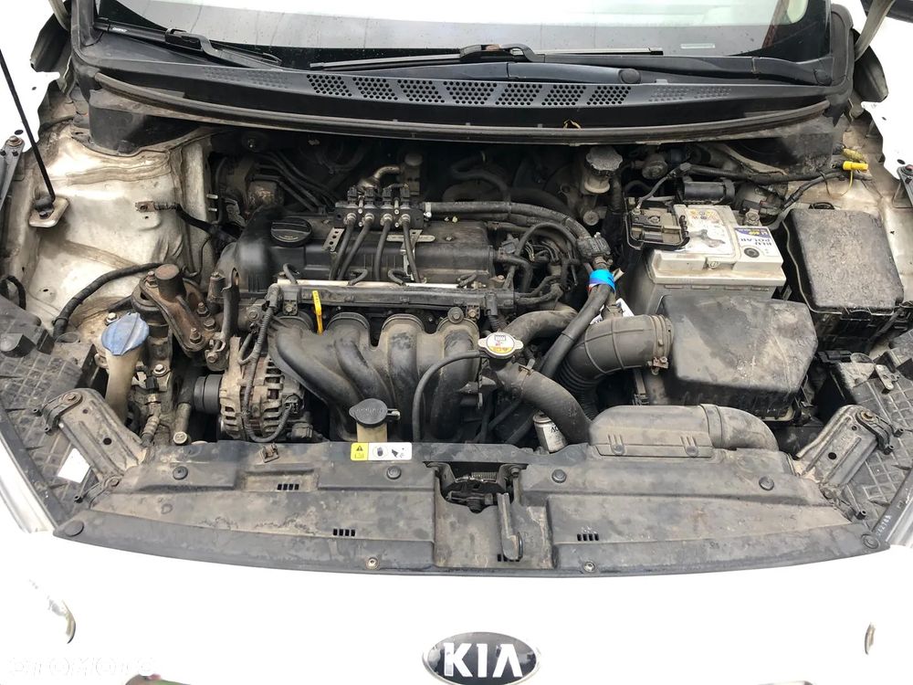 Kia Ceed - 16
