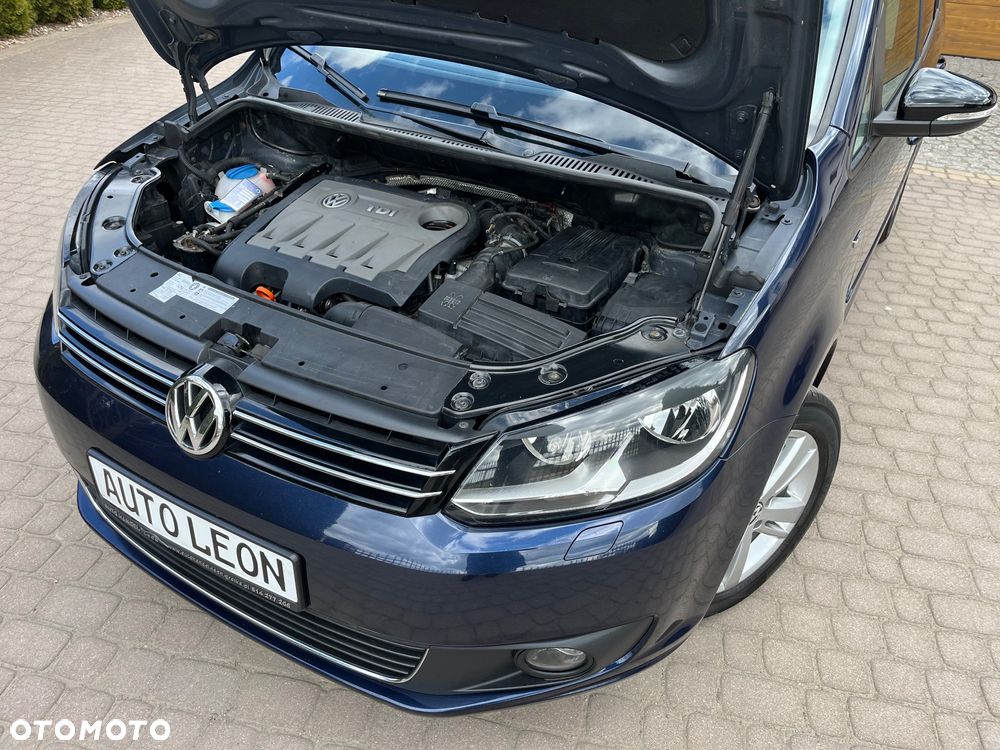 Volkswagen Touran - 14