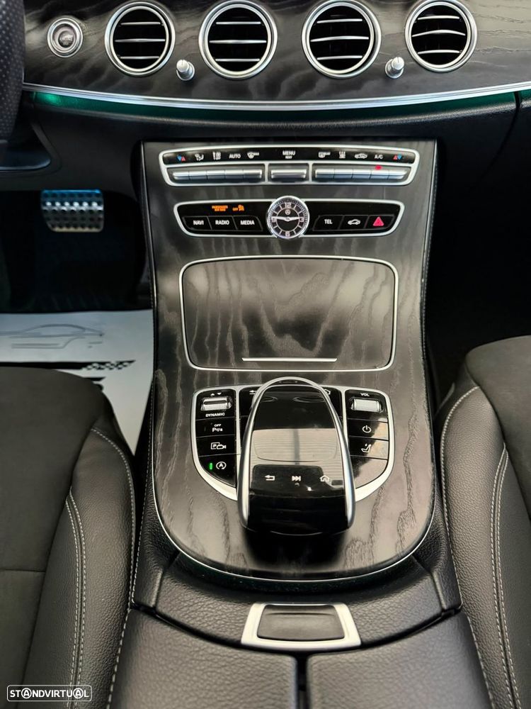 Mercedes-Benz E 220 - 26