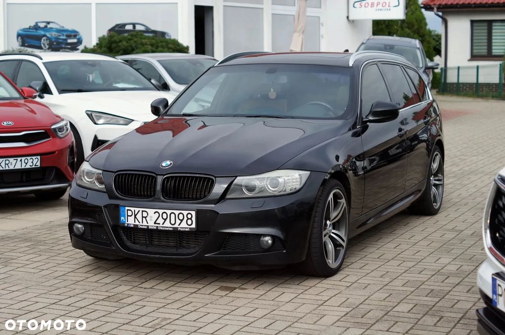 BMW Seria 3 320d Touring xDrive Sport-Aut Sport Line