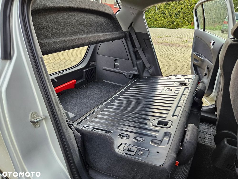 Opel Corsa 1.2 16V Essentia - 24
