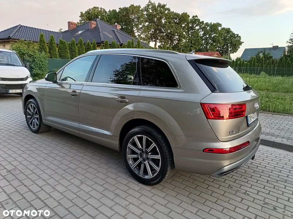 Audi Q7 3.0 TFSI Quattro Tiptronic - 5