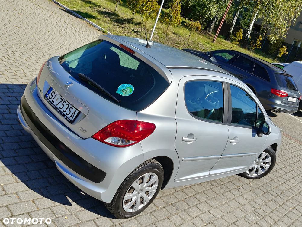 Peugeot 207 1.4 HDi Business Line - 17