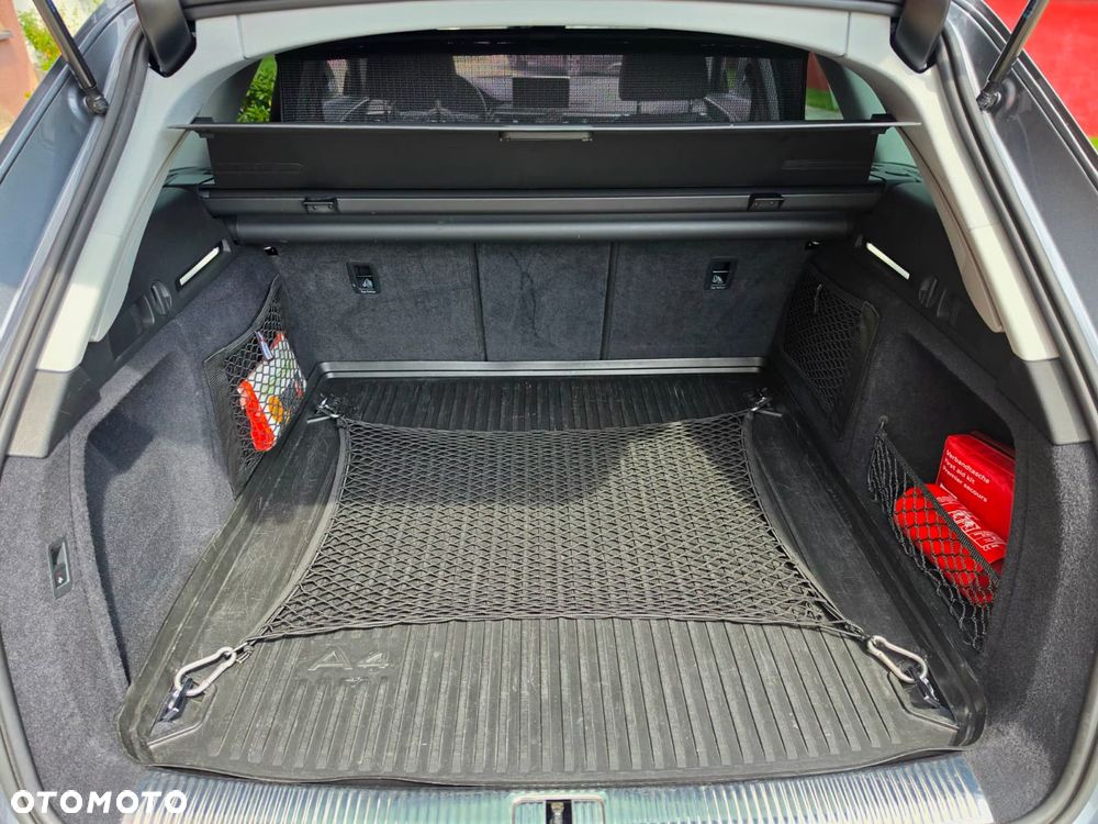Audi A4 Avant 2.0 TDI ultra - 13