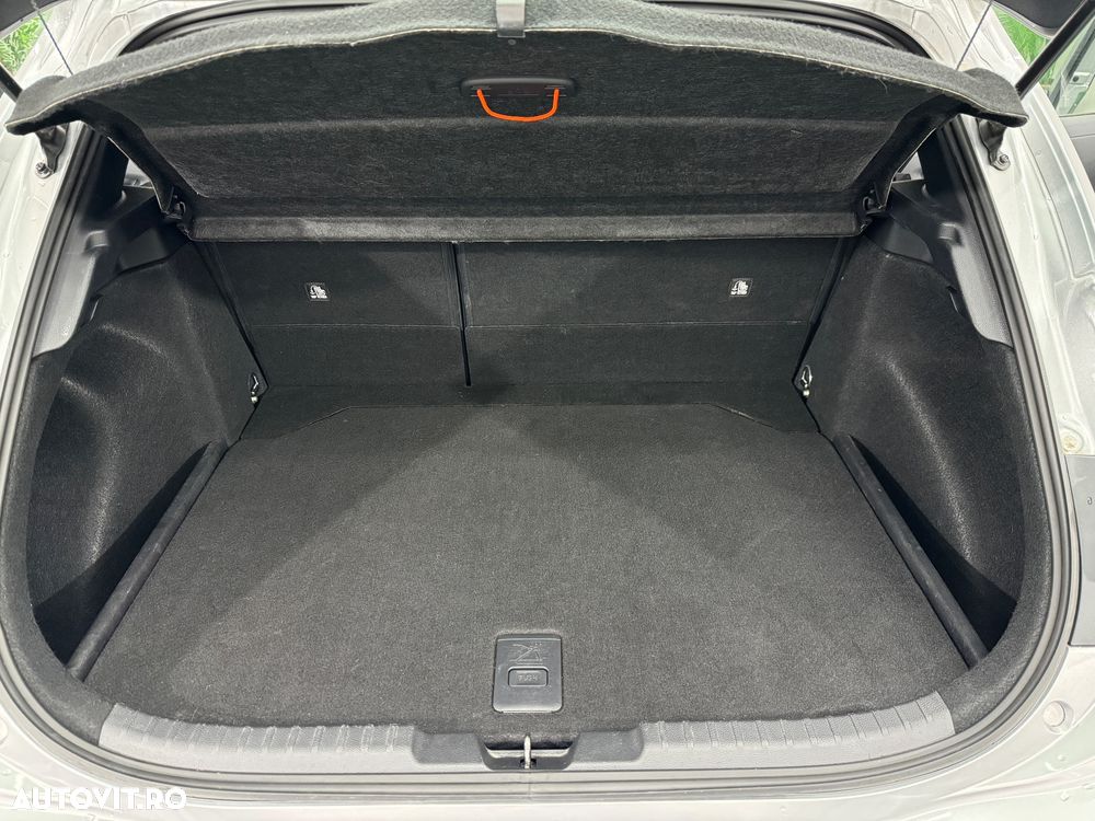 Toyota Corolla 1.8 HSD Dynamic - 22