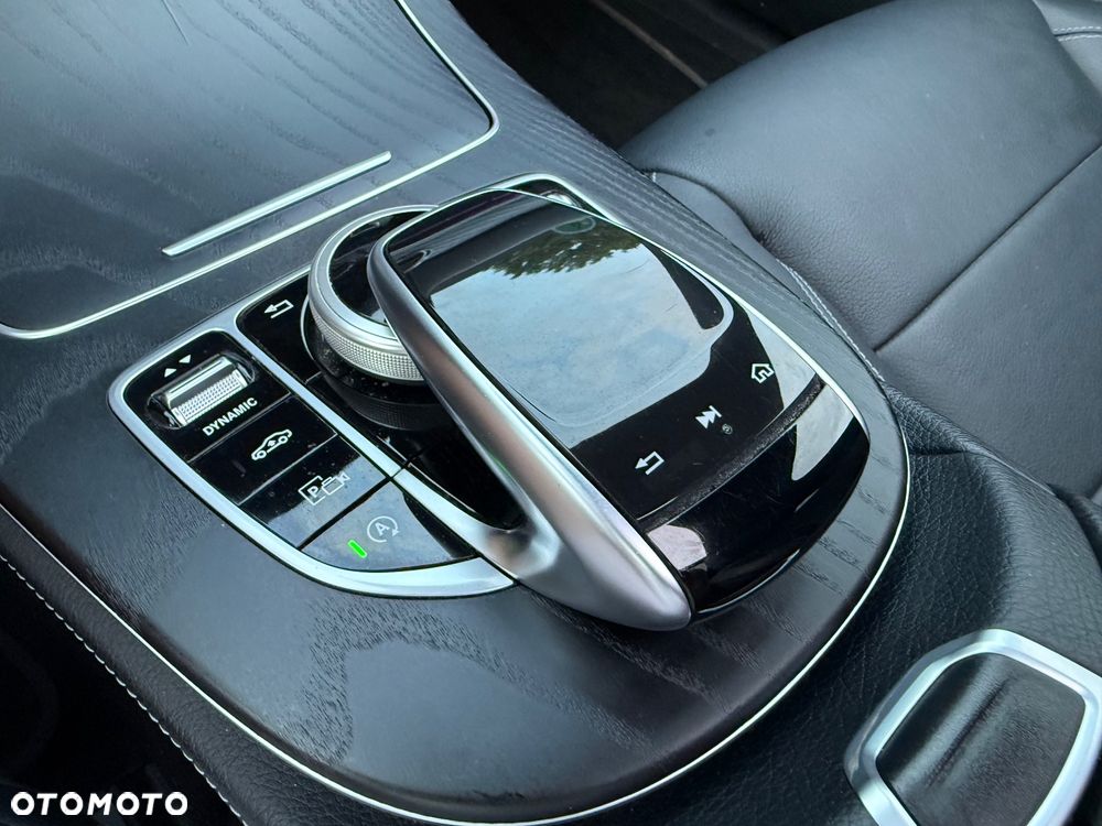 Mercedes-Benz Klasa E 220 d 4Matic T All-Terrain 9G-TRONIC Exclusive - 36
