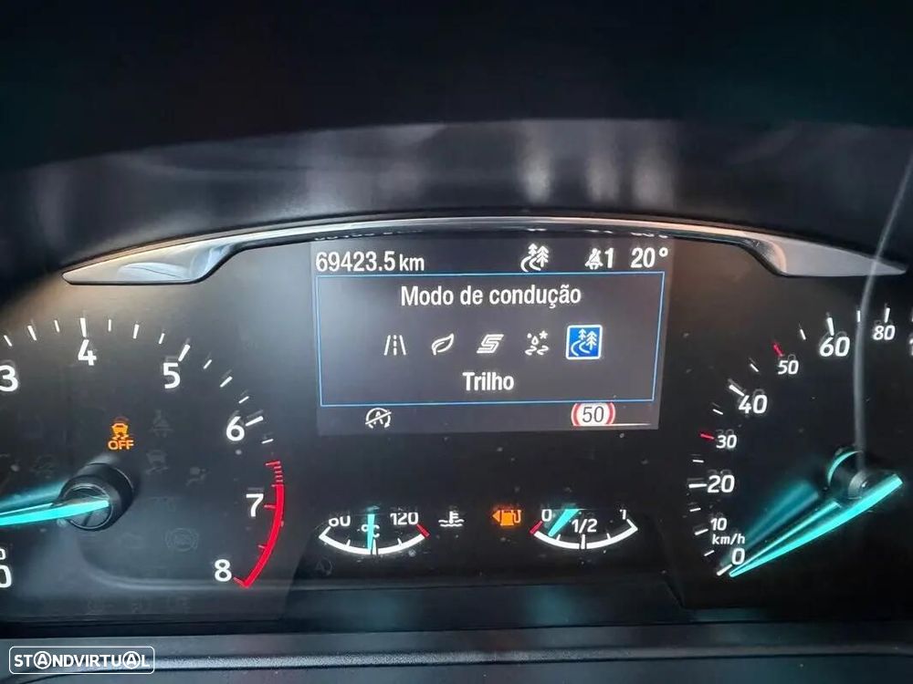 Ford Puma 1.0 EcoBoost Hybrid TITANIUM - 26