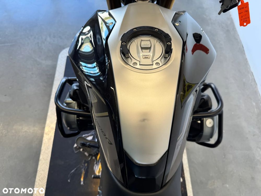 BMW R - 28