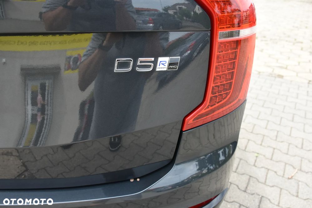 Volvo XC 90 D5 SCR AWD R-Design - 11
