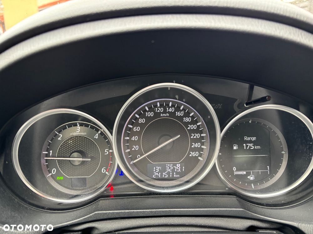 Mazda 6 - 12