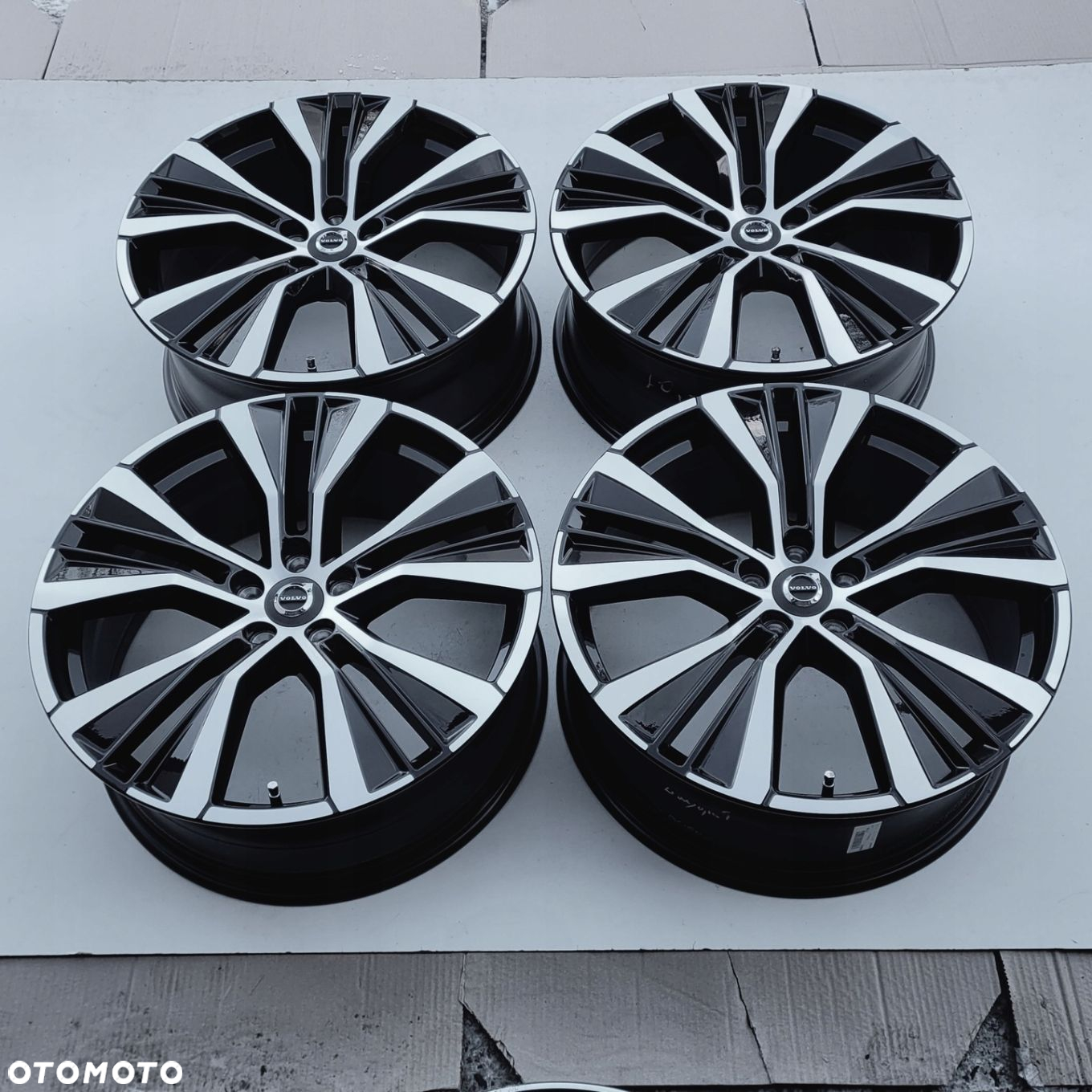 NOWE FELGI VOLVO XC90 XC60 XC40 C40 S90 V90 S60 V60 V40 S40 20 OE ORYGINAŁ - 7