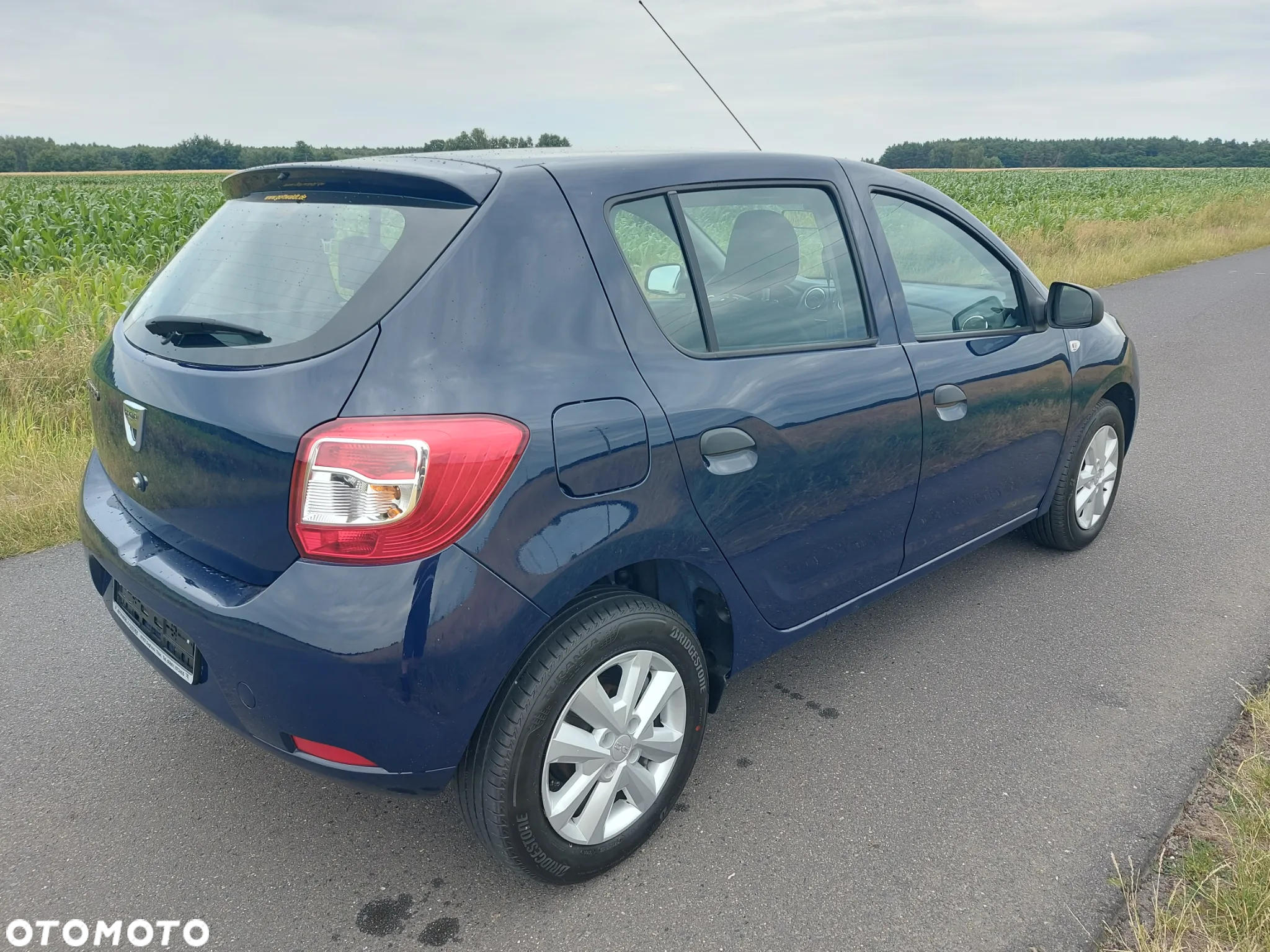 Dacia Sandero 1.2 16V 75 Celebration - 4