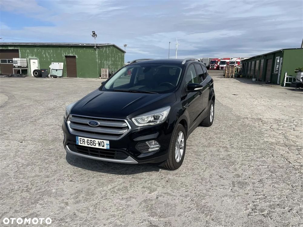 Ford Kuga 1.5 EcoBoost 2x4 Business Edition - 3