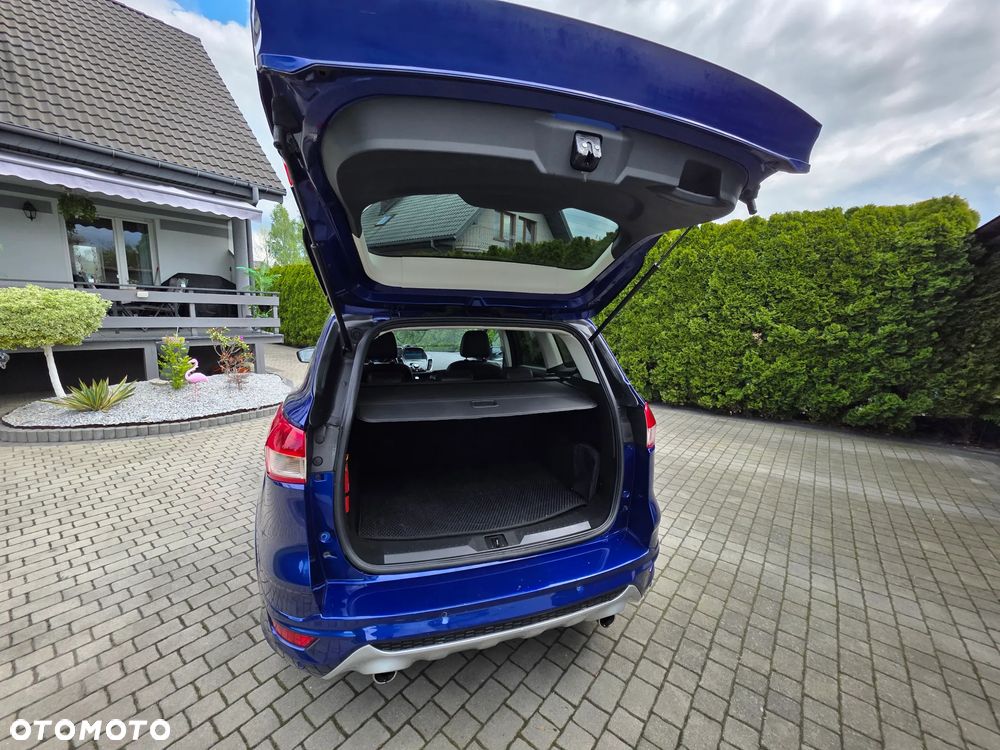 Ford Kuga 2.0 TDCi 4x4 Titanium - 24