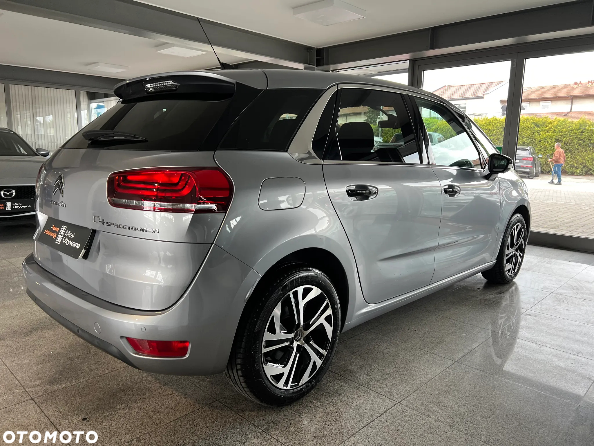 Citroën C4 SpaceTourer 1.2 PureTech Shine S&S EAT6 - 15
