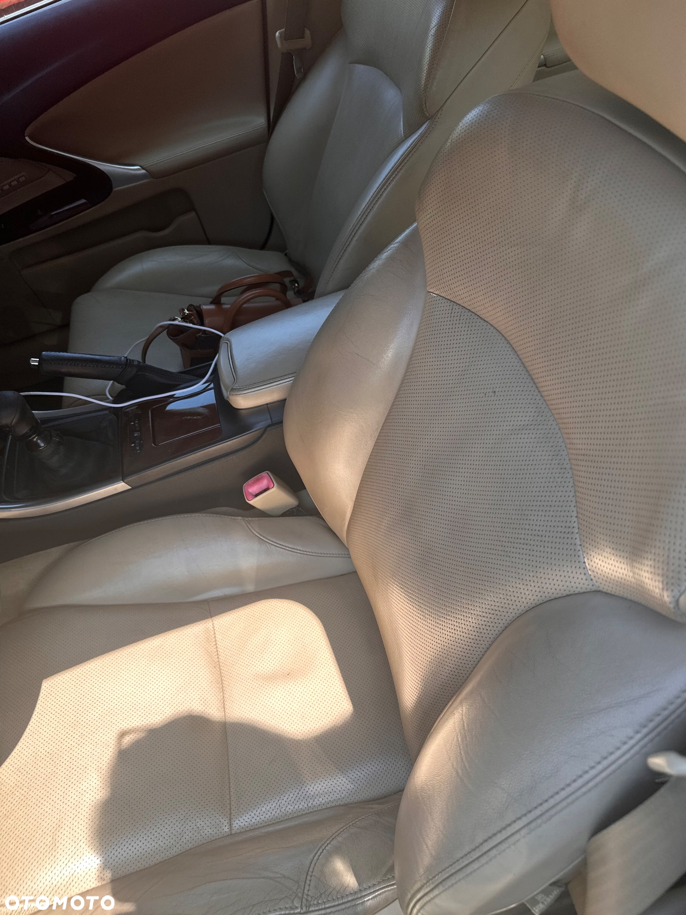 Lexus IS 220 D Prestige - 11