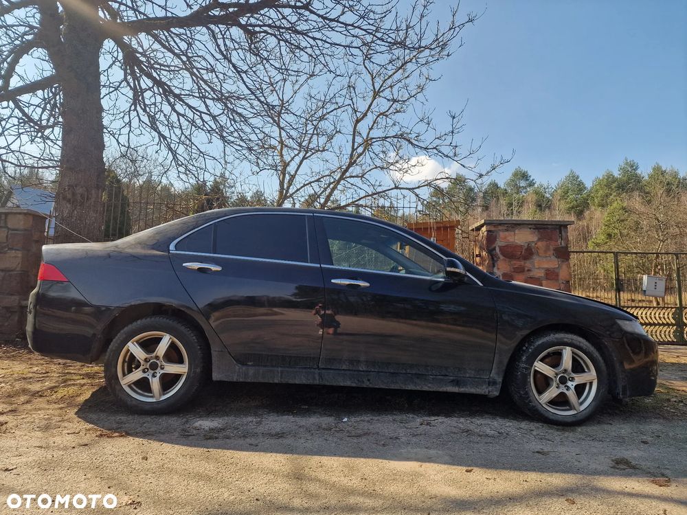 Honda Accord 2.2i-CTDi Executive - 1