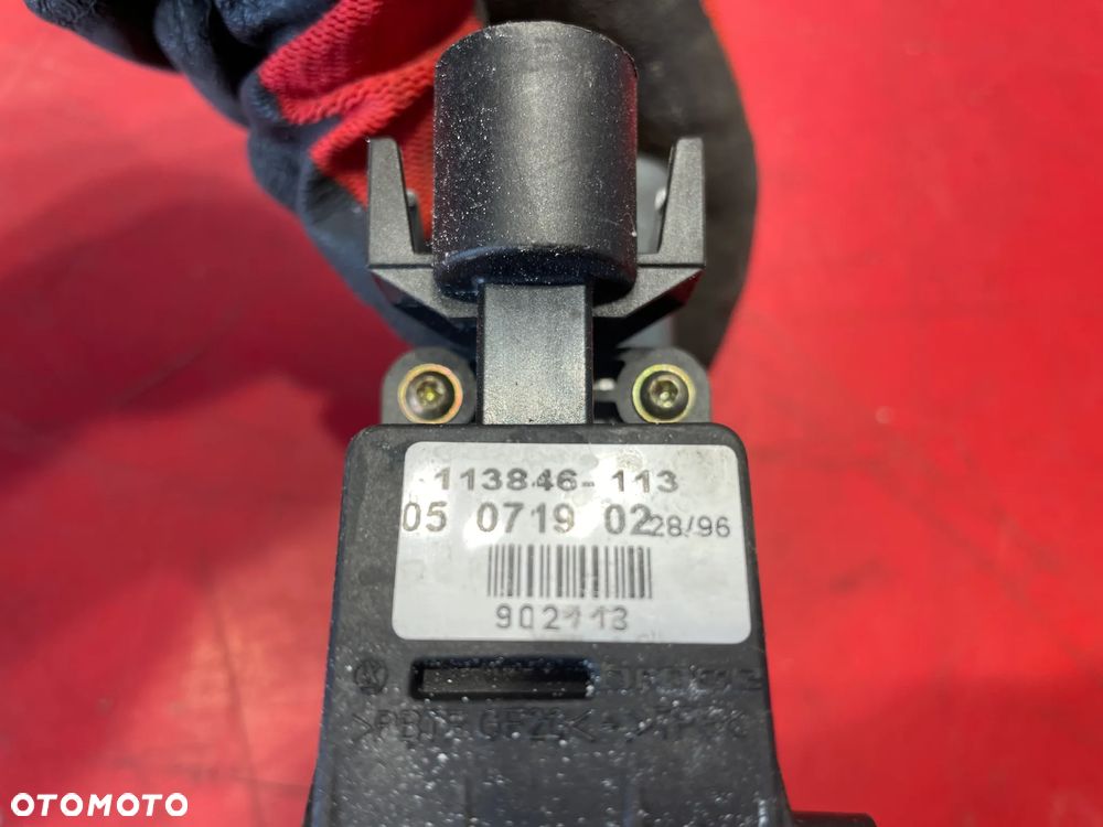 SILNICZEK PODNOSZENIA SZYBY PRAWY PRZÓD A4 B5 - 4