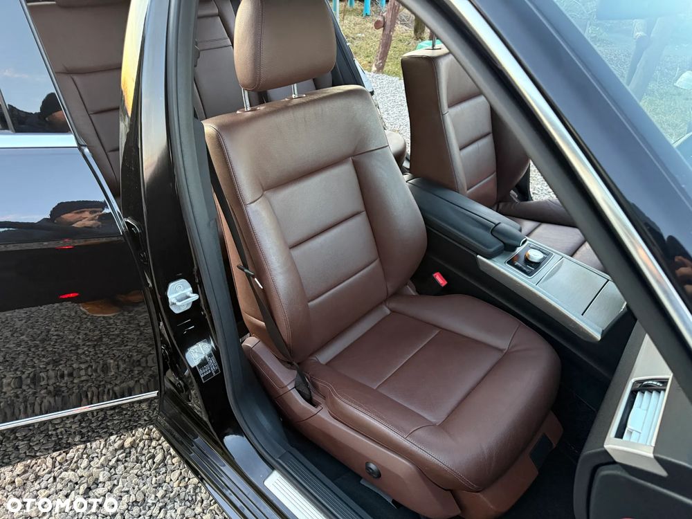 Mercedes-Benz Klasa E 350 CDI BlueEff Avantgarde - 24