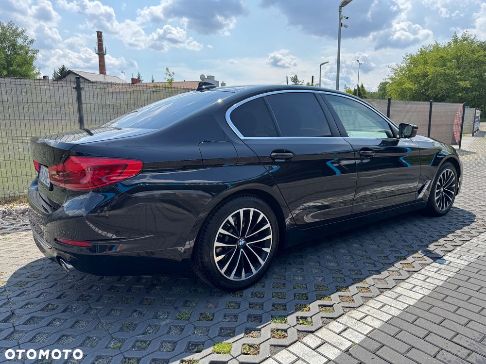 BMW Seria 5 520d Efficient Dynamics Luxury Line - 7