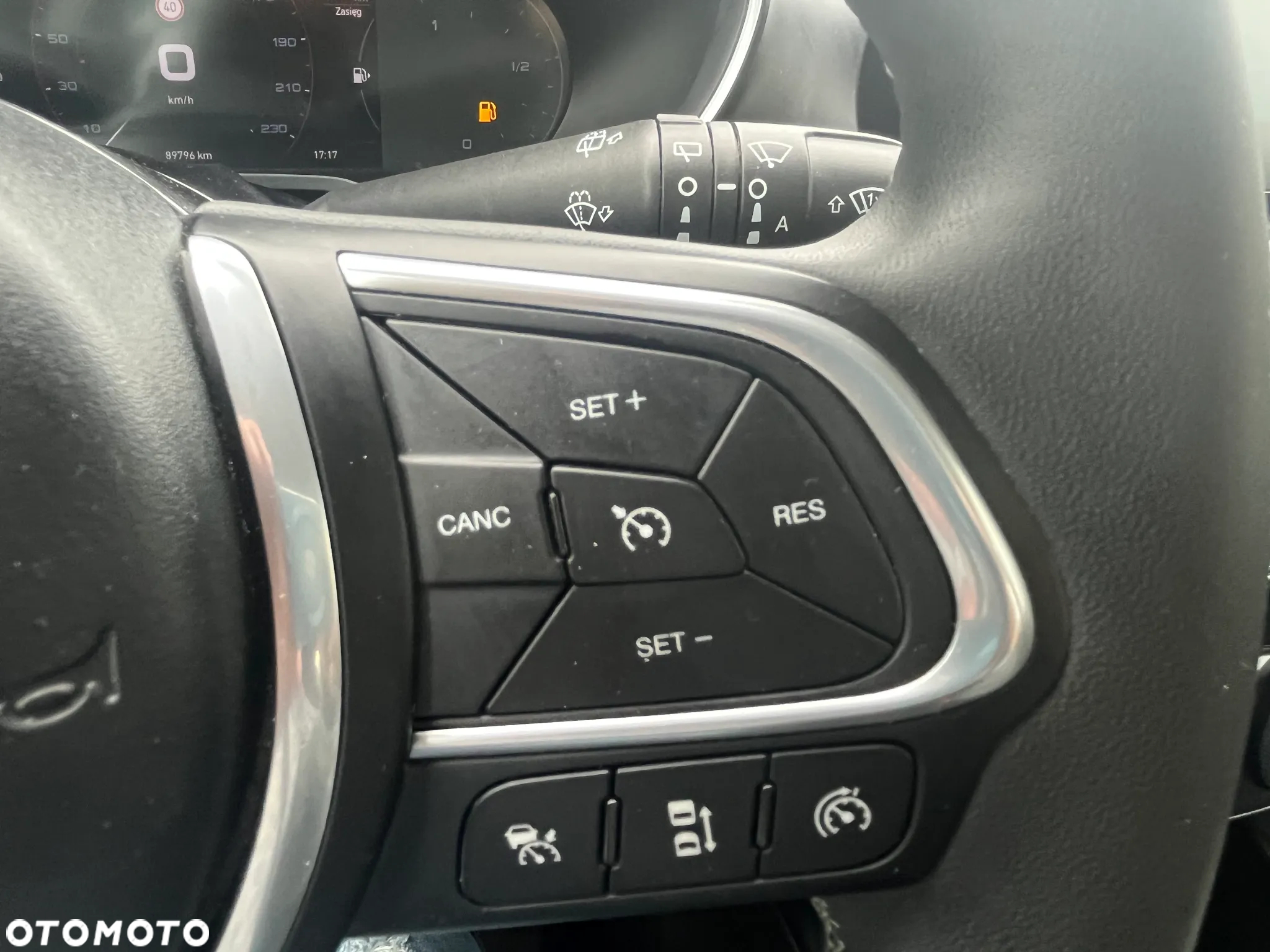 Fiat Tipo 1.6 MultiJet Cross - 21