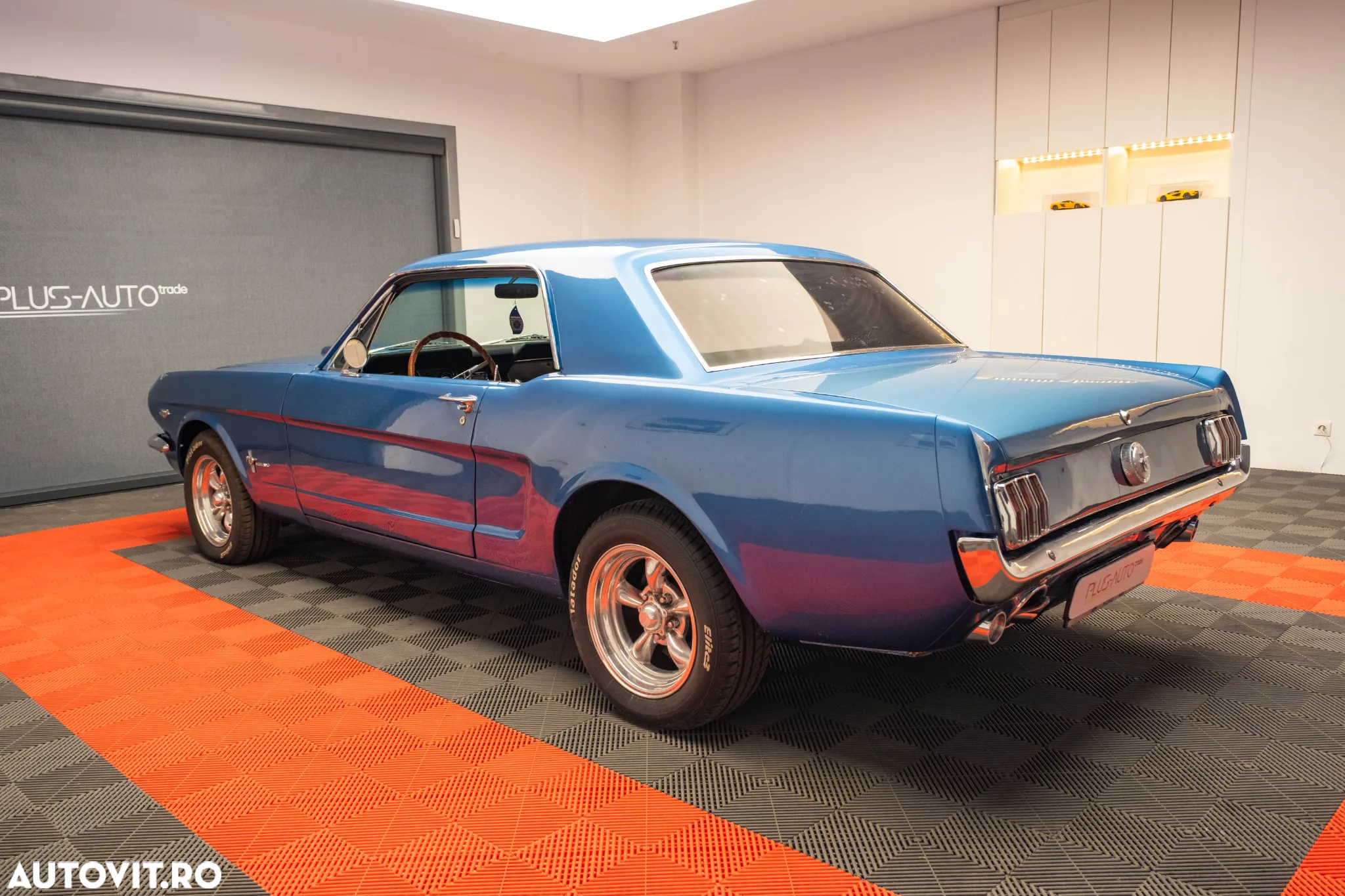 Ford Mustang - 10