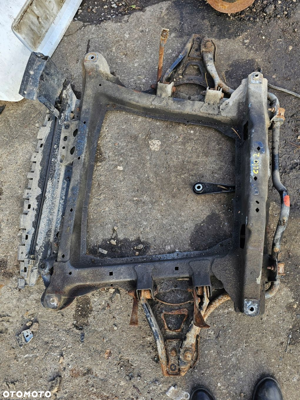 SANKI WÓZEK PRZÓD RENAULT CLIO II 1.5DCI - 2