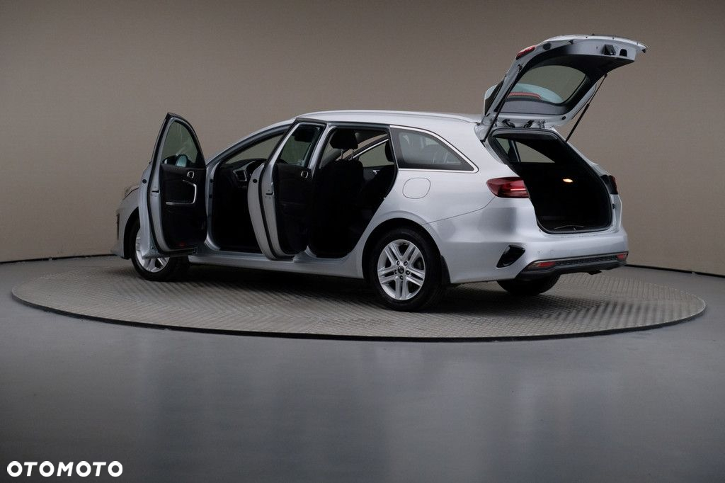Kia Ceed - 7