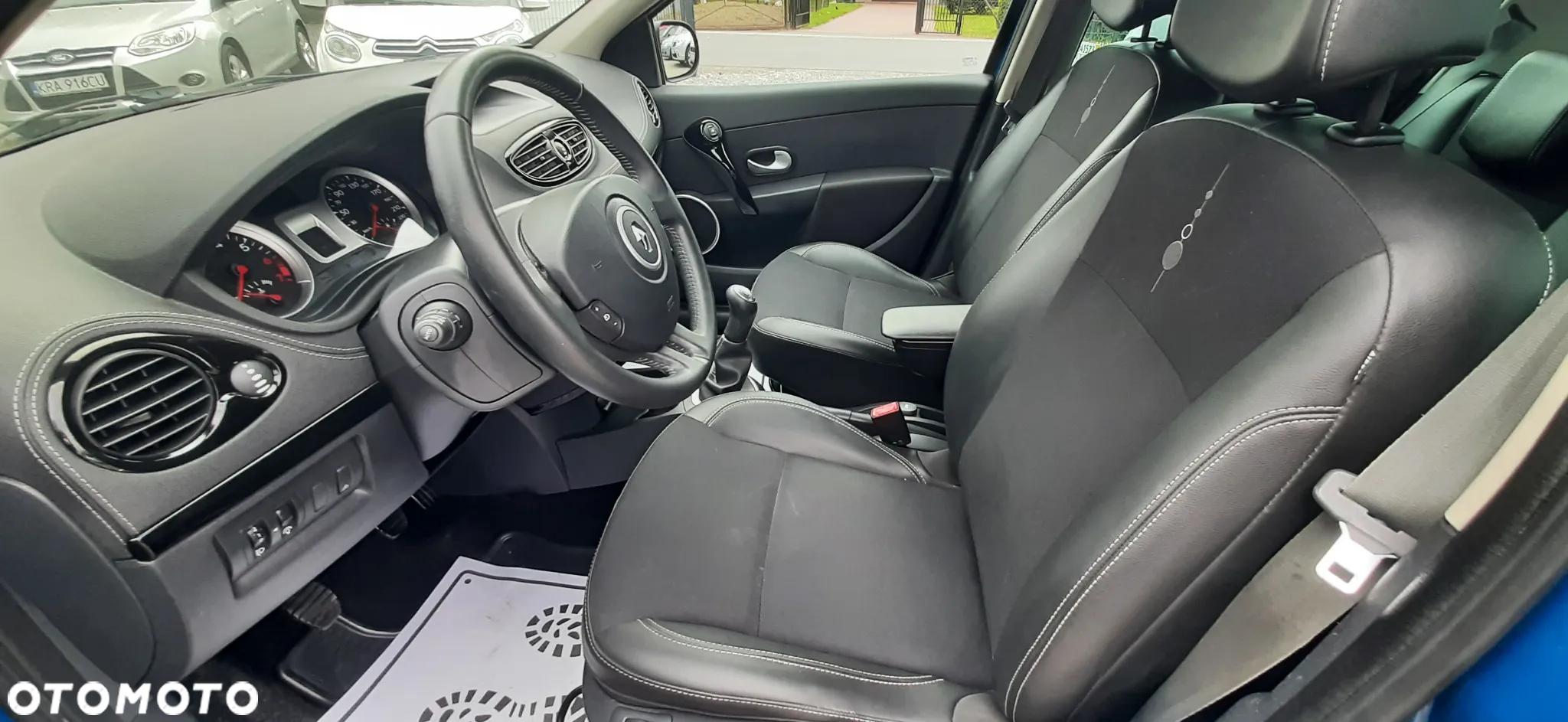 Renault Clio - 39