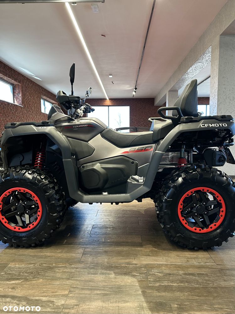 CFMoto CForce - 2