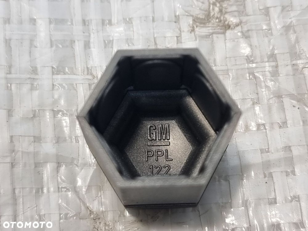 NAKŁADKA ŚRUBY KOŁA OPEL CORSA C D MERIVA A B ADAM ASTRA H 13160976 NOWE - 4