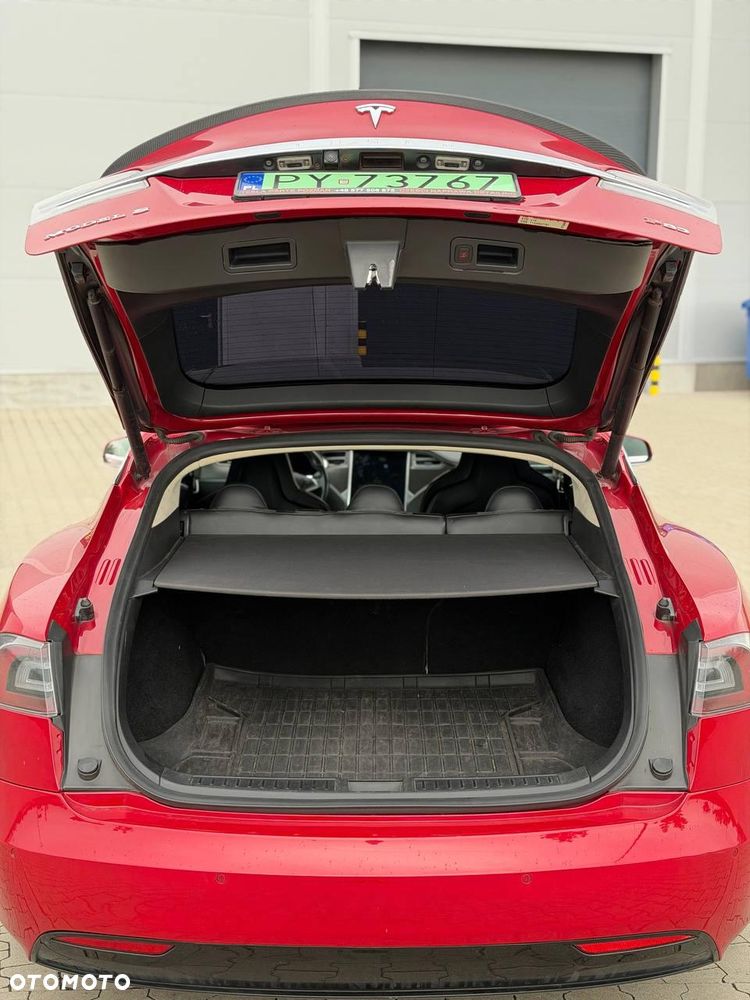 Tesla Model S - 13
