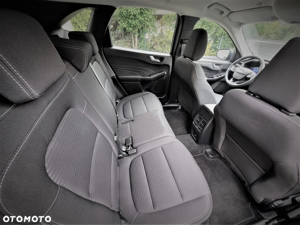 Ford Kuga - 9