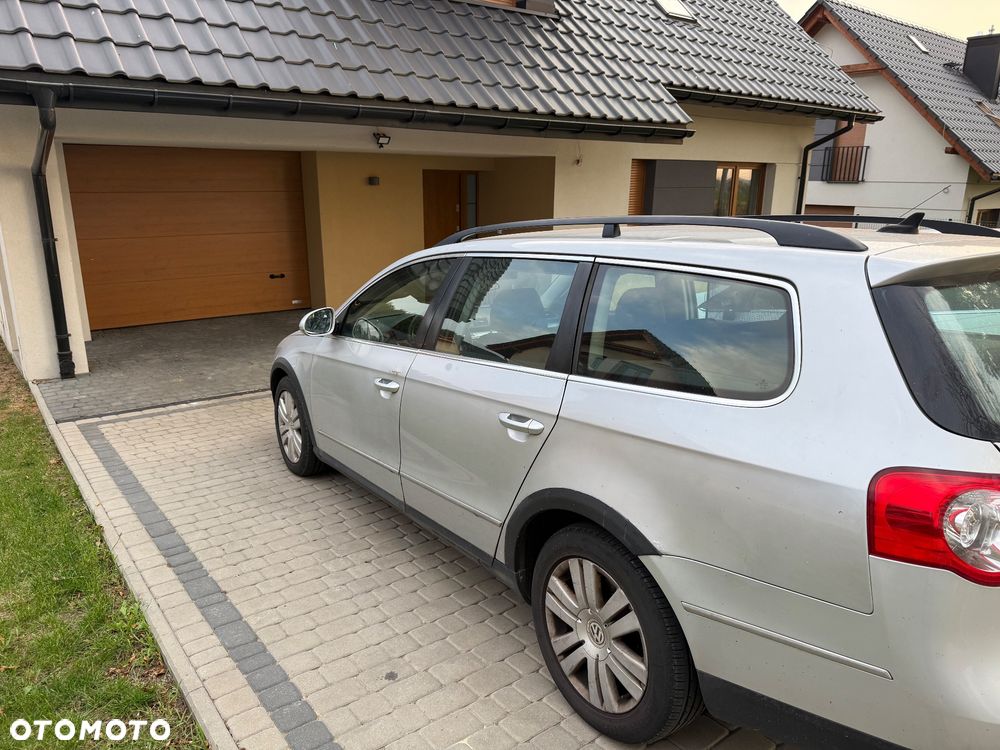 Volkswagen Passat 2010 photo 4