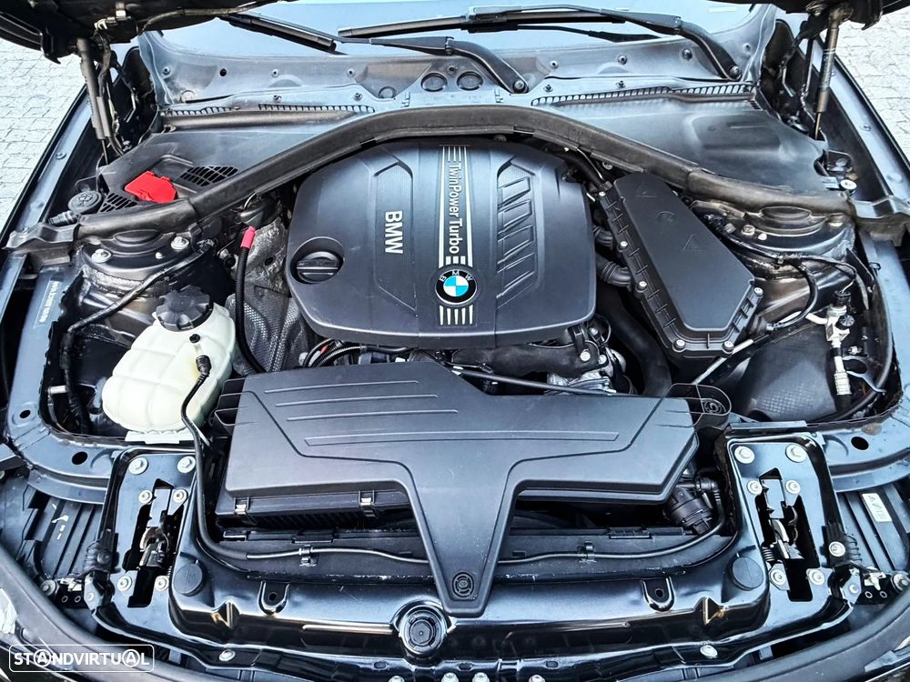 BMW 320 d Pack M - 25