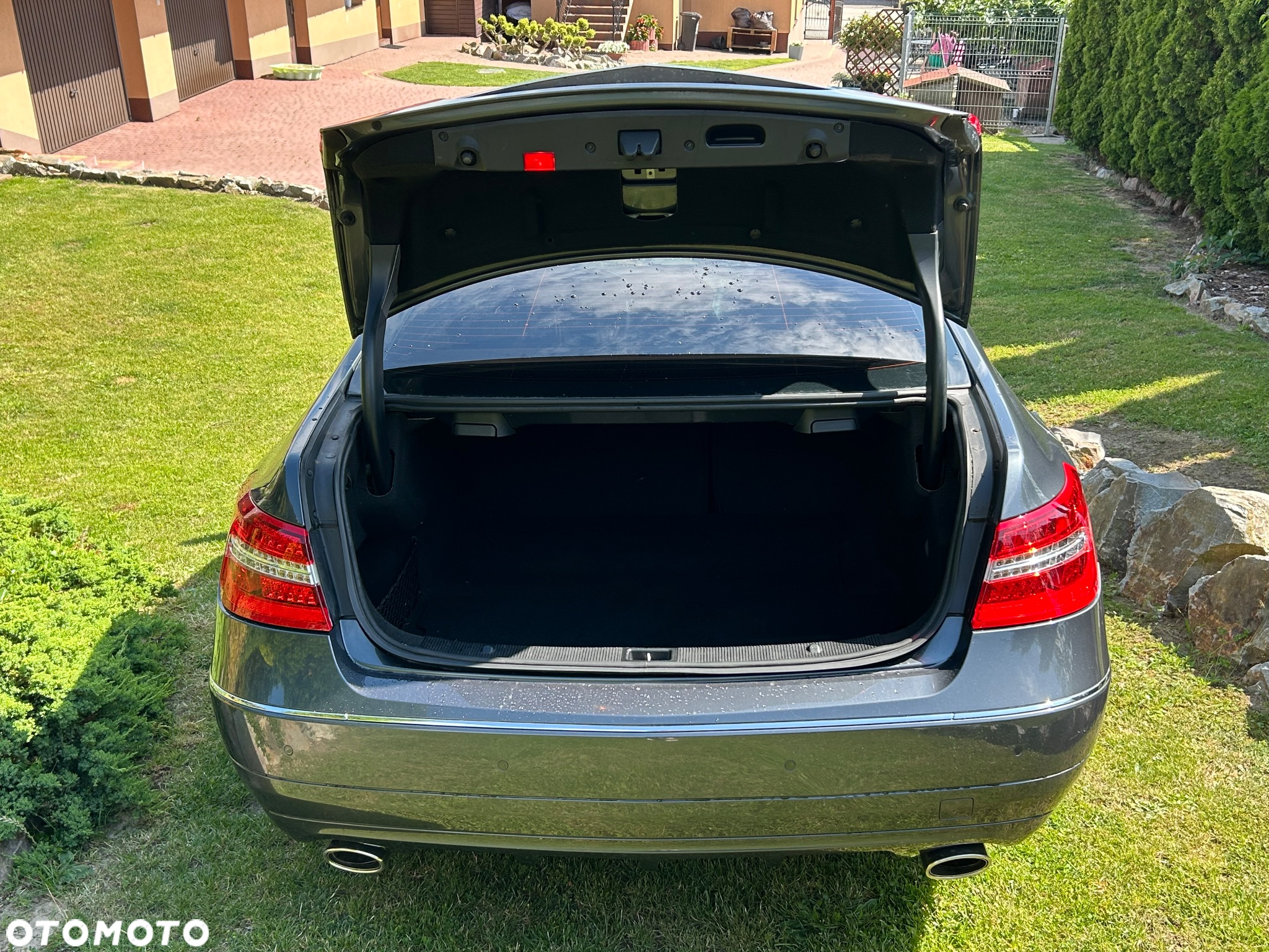 Mercedes-Benz Klasa E 350 CDI DPF Cabrio BlueEFFICIENCY 7G-TRONIC Avantgarde - 8