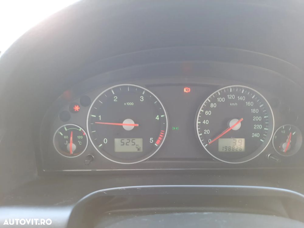 Ford Mondeo 2.0TDCi Trend - 16