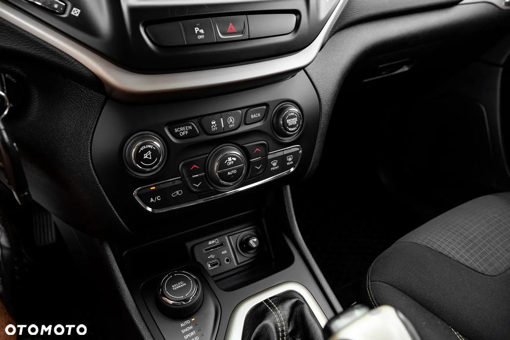 Jeep Cherokee 2.2 Multijet Active Drive I Automatik Night Eagle - 36